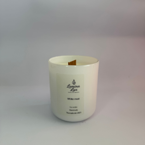 White musk