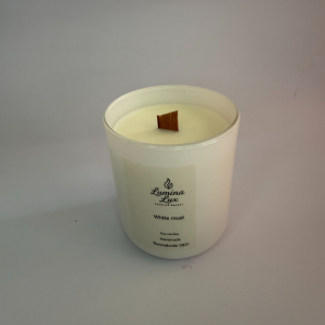 White musk